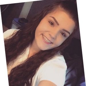 Meet your Posher, Breanna